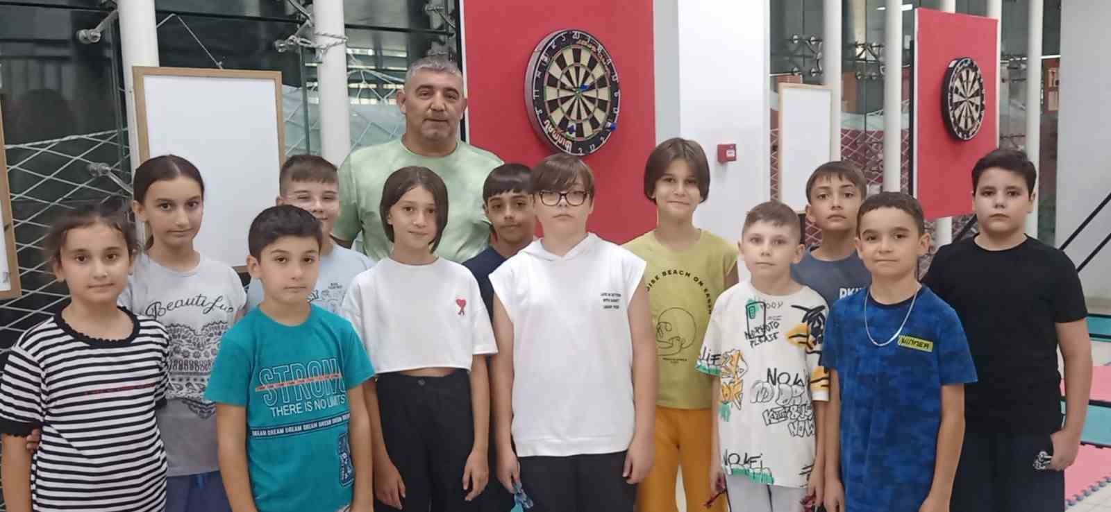 Bozüyük’te dart sporuna ilgi artıyor