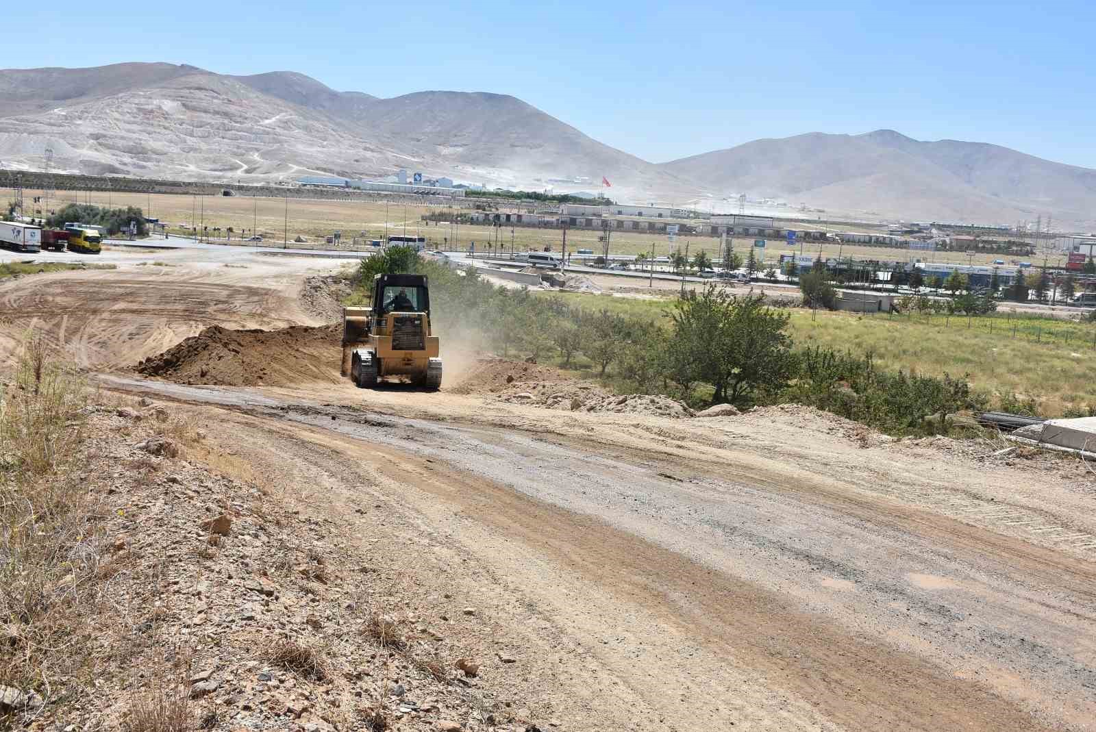 Çiftlik-Gümüşler Bağlantı Yolu yıl sonunda trafiğe açılacak