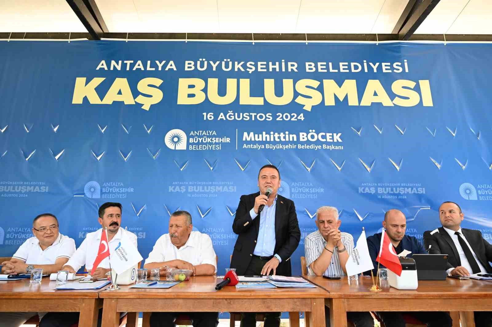 Antalya Büyükşehir Belediye Başkanı Böcek: 