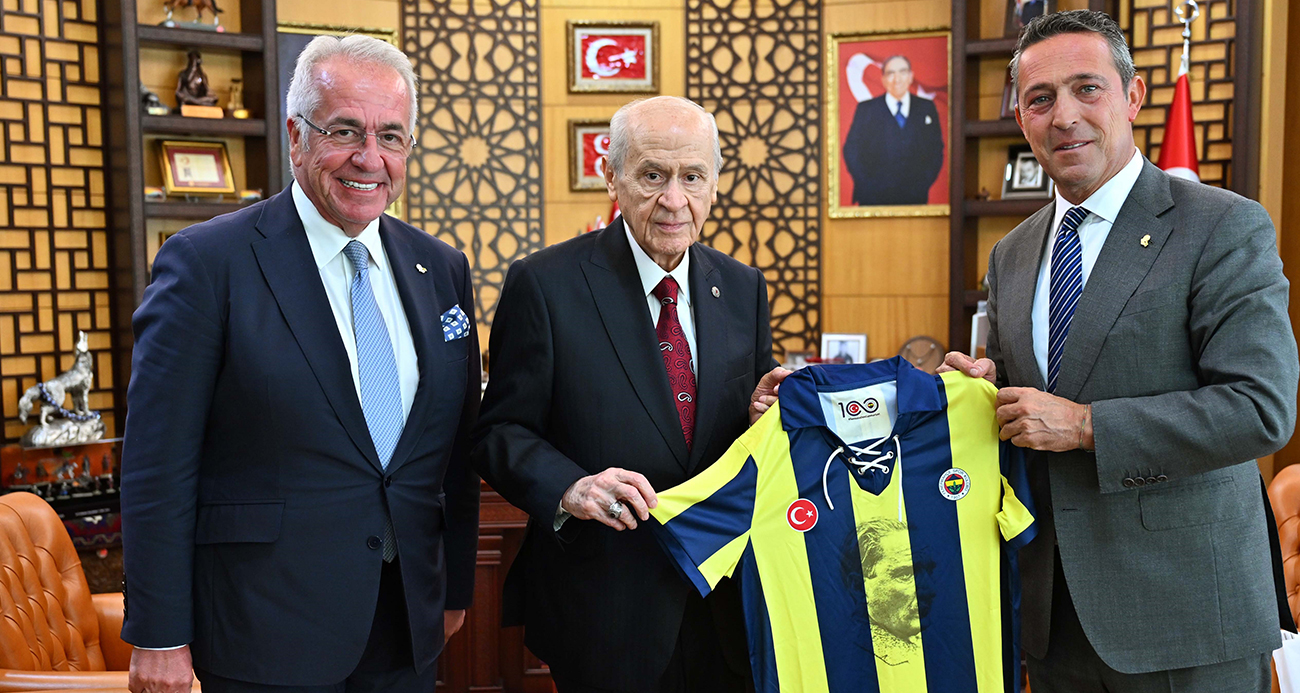 Fenerbahçe’den siyasi parti ziyaretleriyle ilgili iddialara yanıt