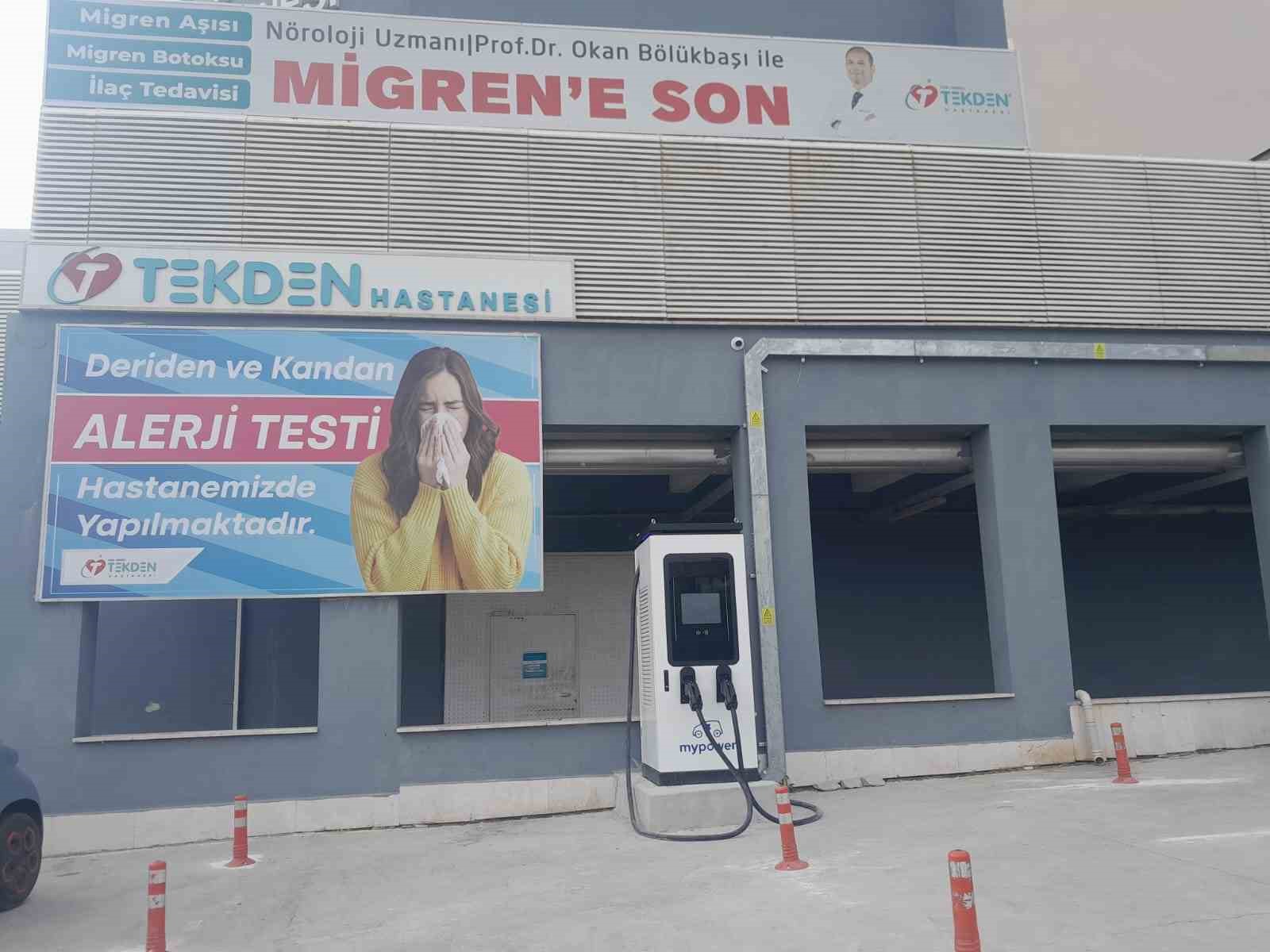 Şarj istasyonu kuran Tekden Hastanesi, Denizli’de bir ilke imza attı