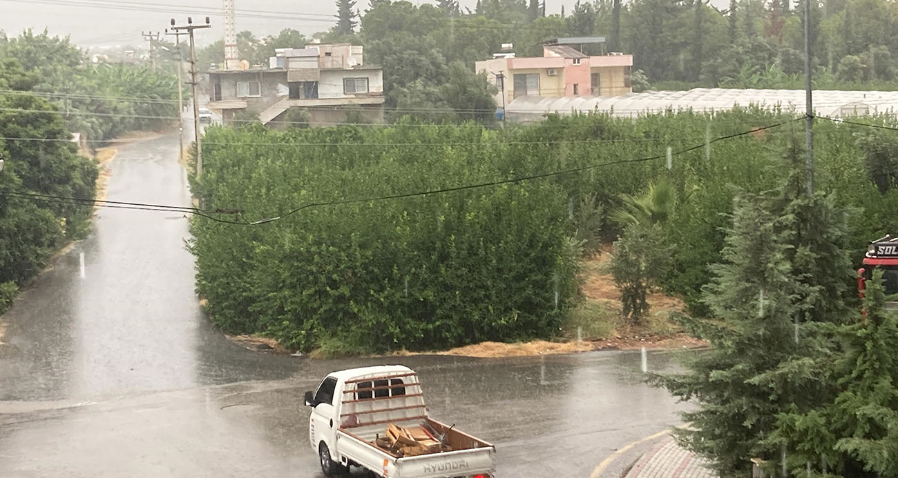 Mersin’de Toroslardan sahile kadar yağmur etkili oldu