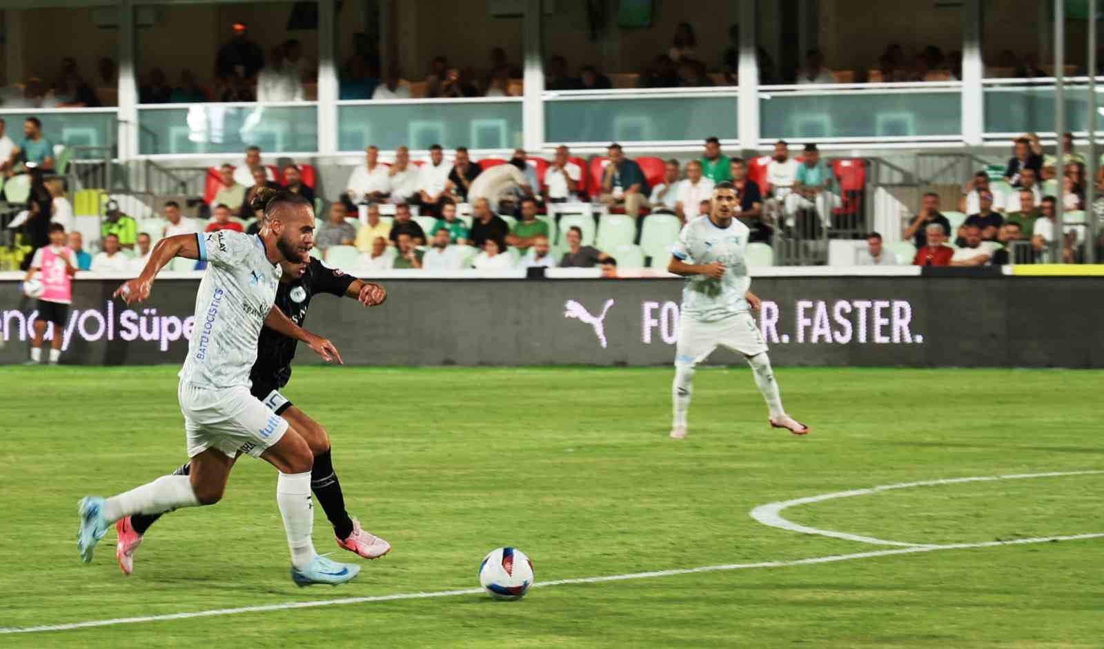 Trendyol Süper Lig: Bodrum FK: 2 - Konyaspor: 1 (İlk yarı)