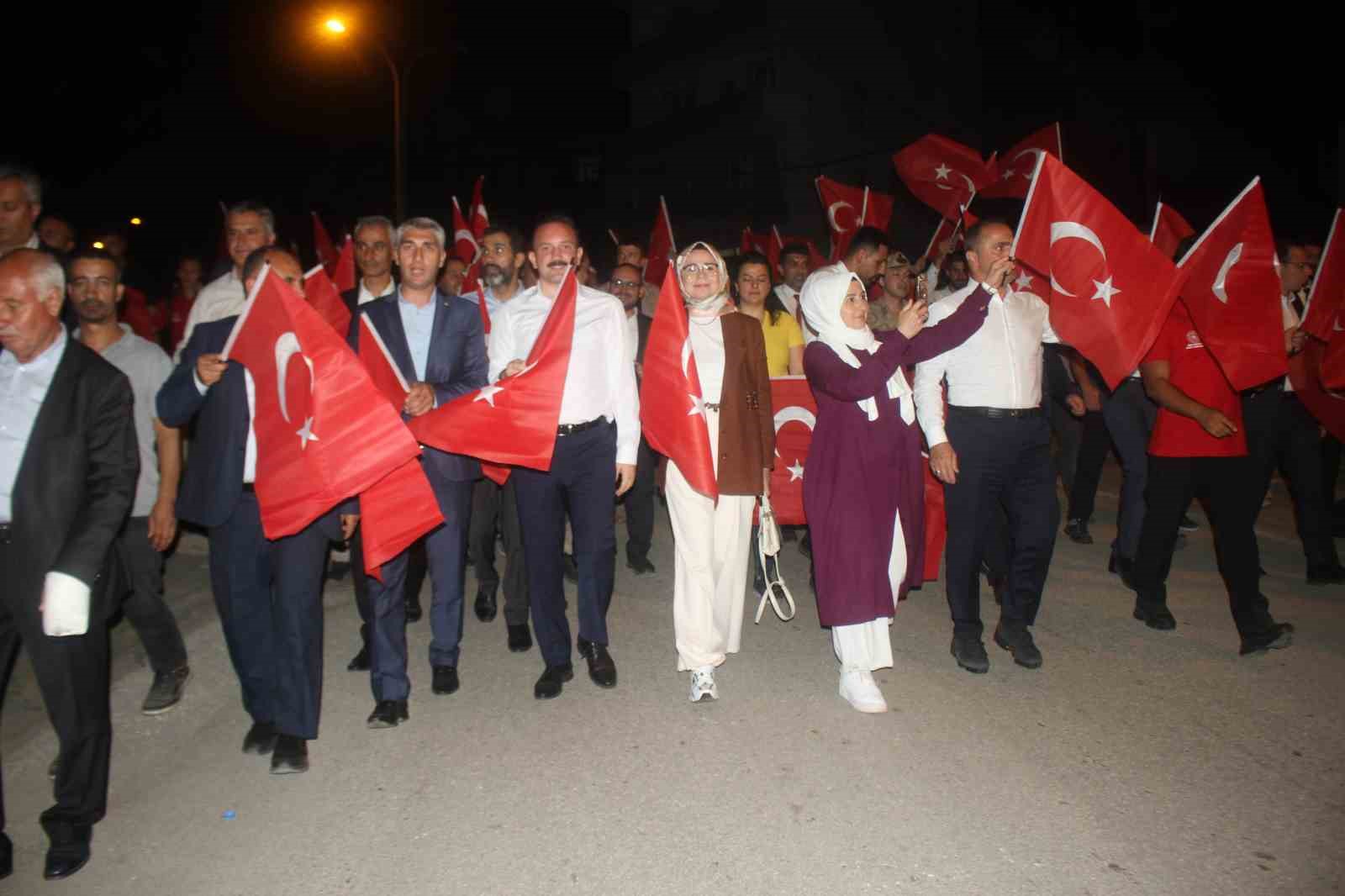 Malazgirt Zaferi’nin 953. yıl dönümünde fener alayı düzenlendi