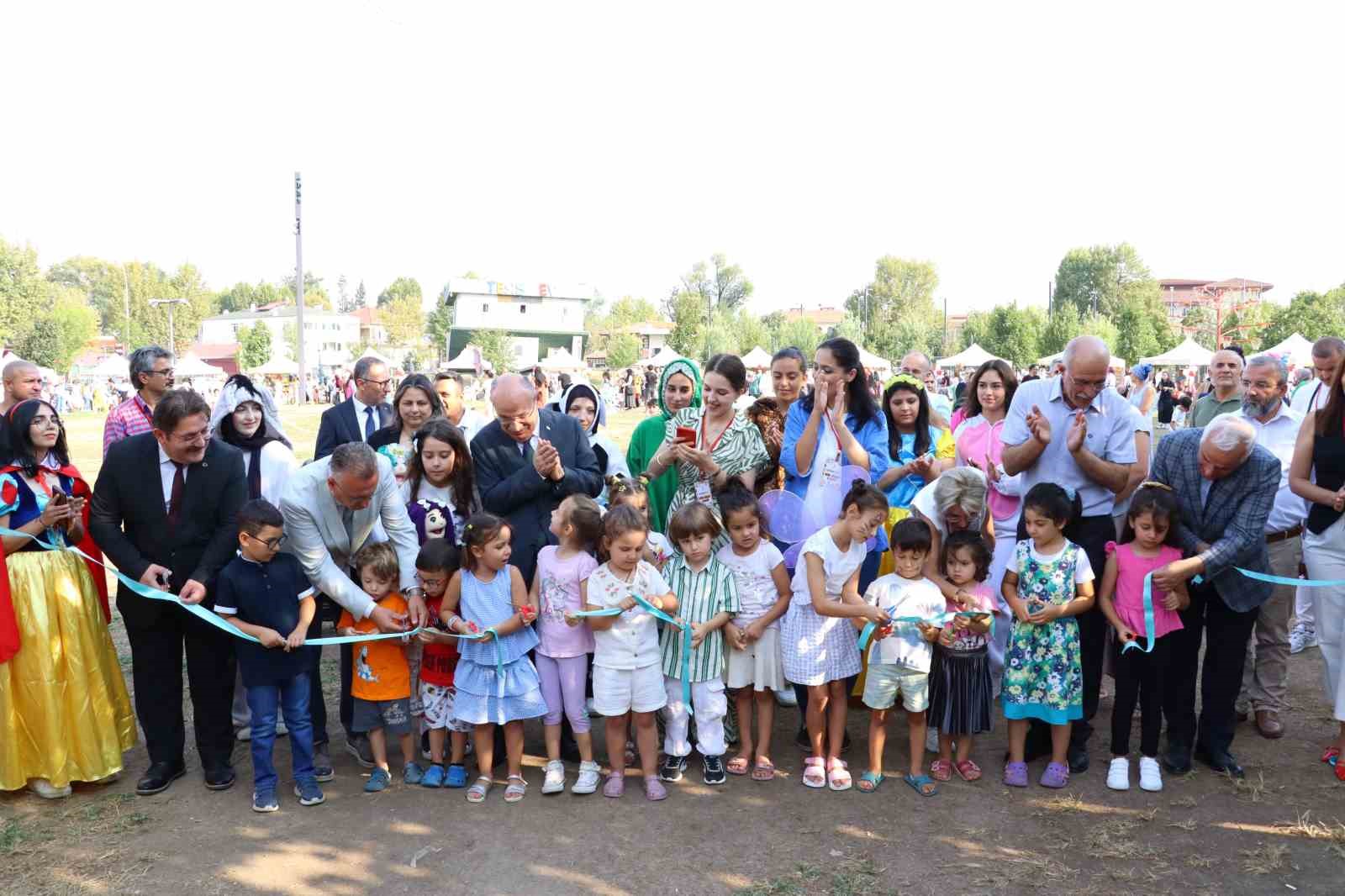 ‘Okul Öncesi Şenliği’nde çocuklar doyasıya eğlendi