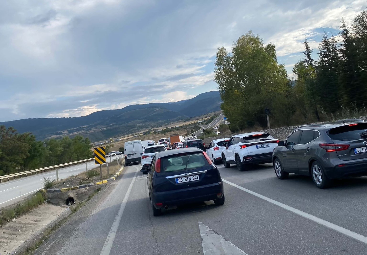 yol-calismasi-21-ilin-gecis-noktasini-kilitledi