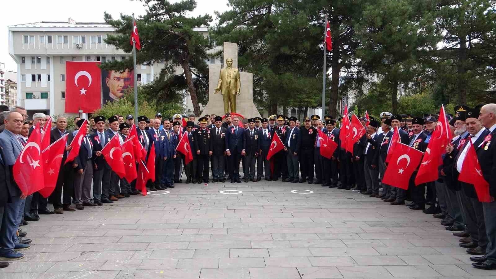 Van’da Gaziler Günü kutlandı