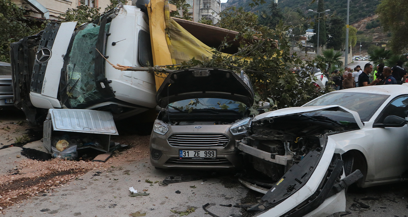 Hatay'da feci kaza!