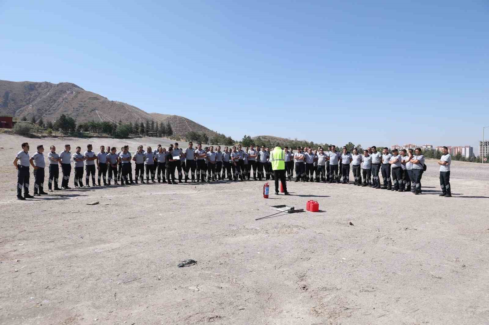 KAYMEK’in özel güvenlik personeline yangın eğitimi