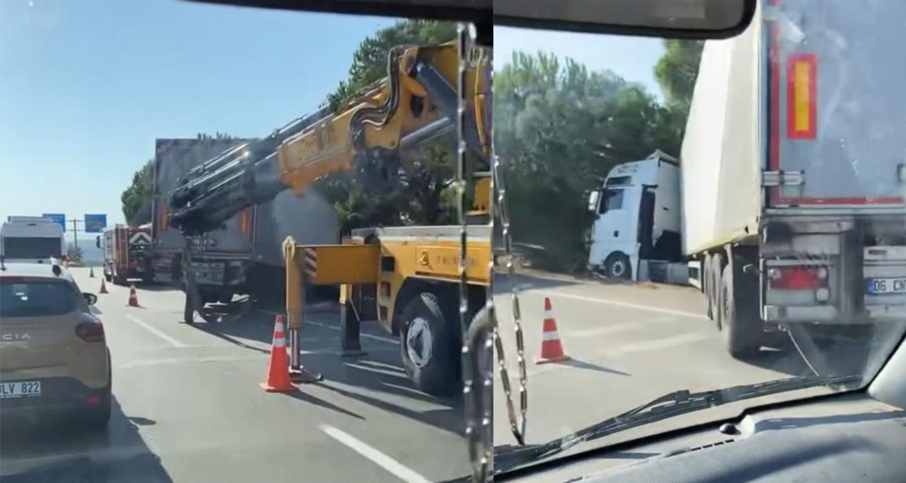 Devrilen tır yolu kapattı, kilometrelerce kuyruk oluştu