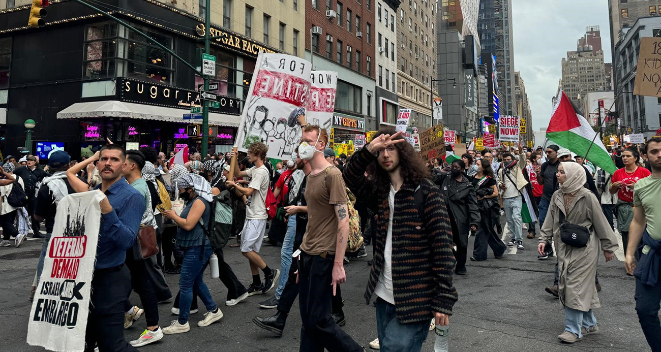 New York'ta binlerce kişi Netanyahu'yu protesto etti