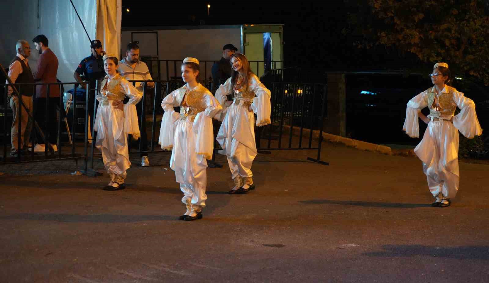 Arnavutköy’de Rumeli ve Balkan rüzgarı