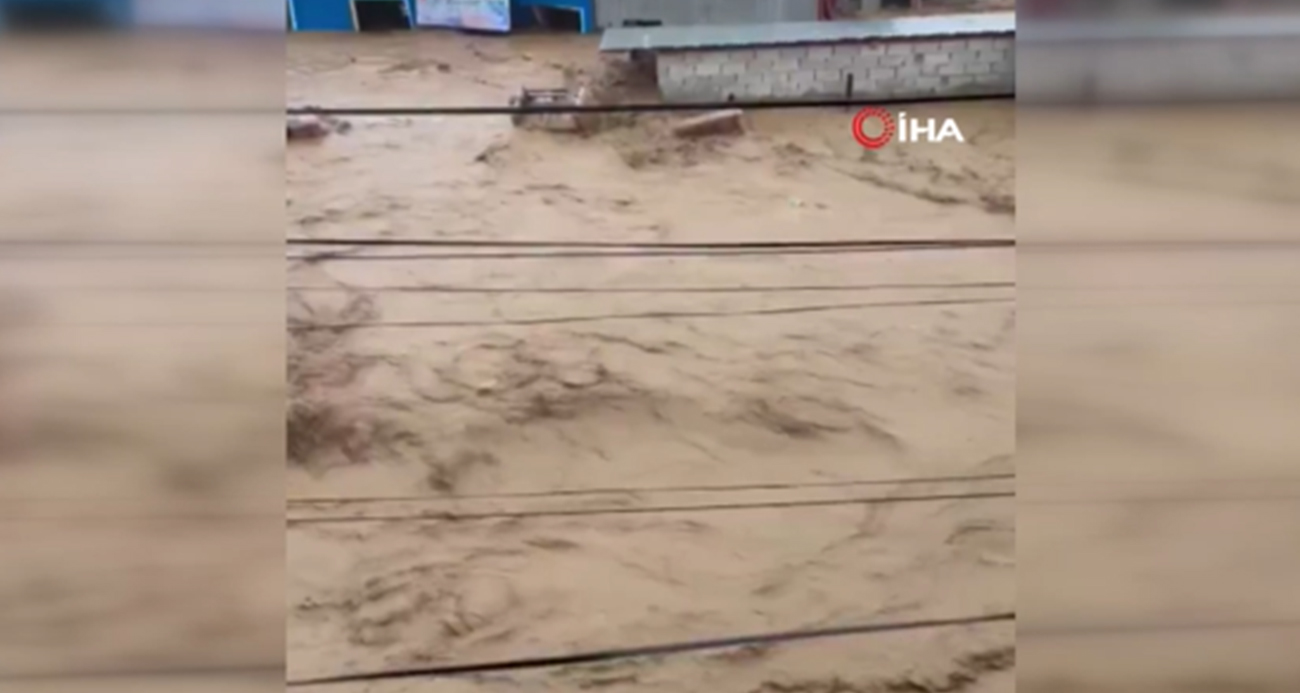 Nepal'de sel ve heyelan: 10 ölü, 7 kayıp