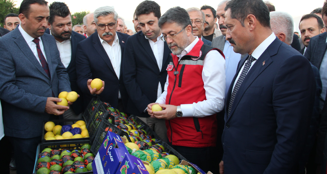 Bakan Yumaklı, narenciye hasadında sezon açılışını yaptı