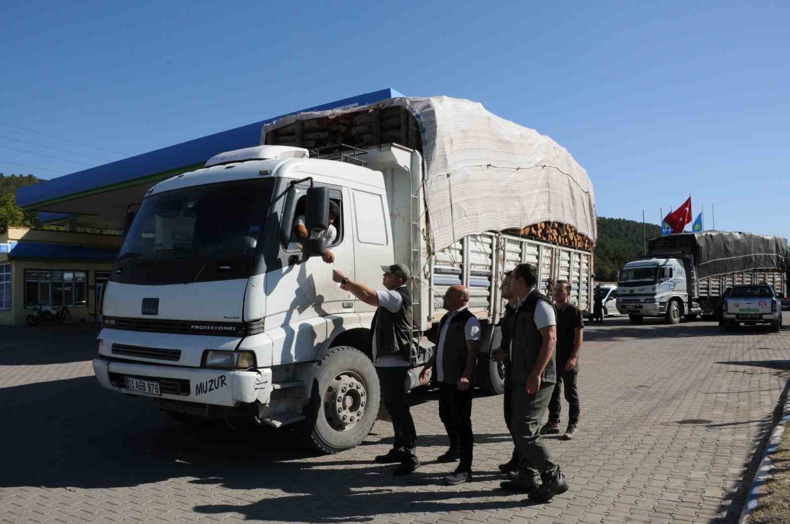 Kütahya’da orman emvali taşıyan araçlar kontrol edildi