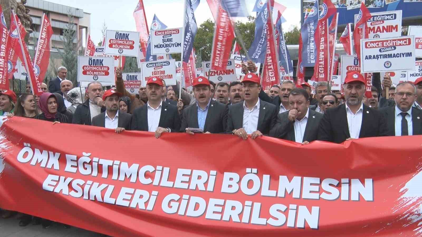 Eğitim-Bir-Sen’den şube müdürü ve dengi üst kadrolardaki eğitimcilere uzman ve başöğretmenlik unvanı hakkı tanınması talebi