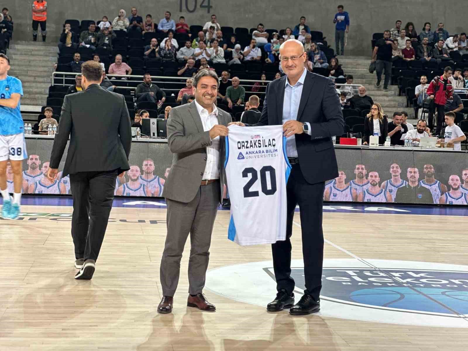 Türk Telekom Basketbol Takımı’na takviye gıda sponsoru