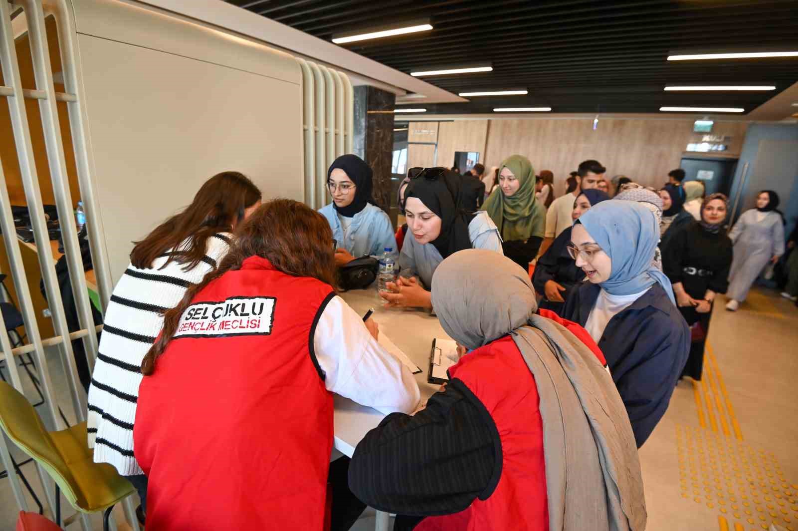 Selçuklu Gençlik Meclisi yeni dönemde de gençlerin gözdesi olacak