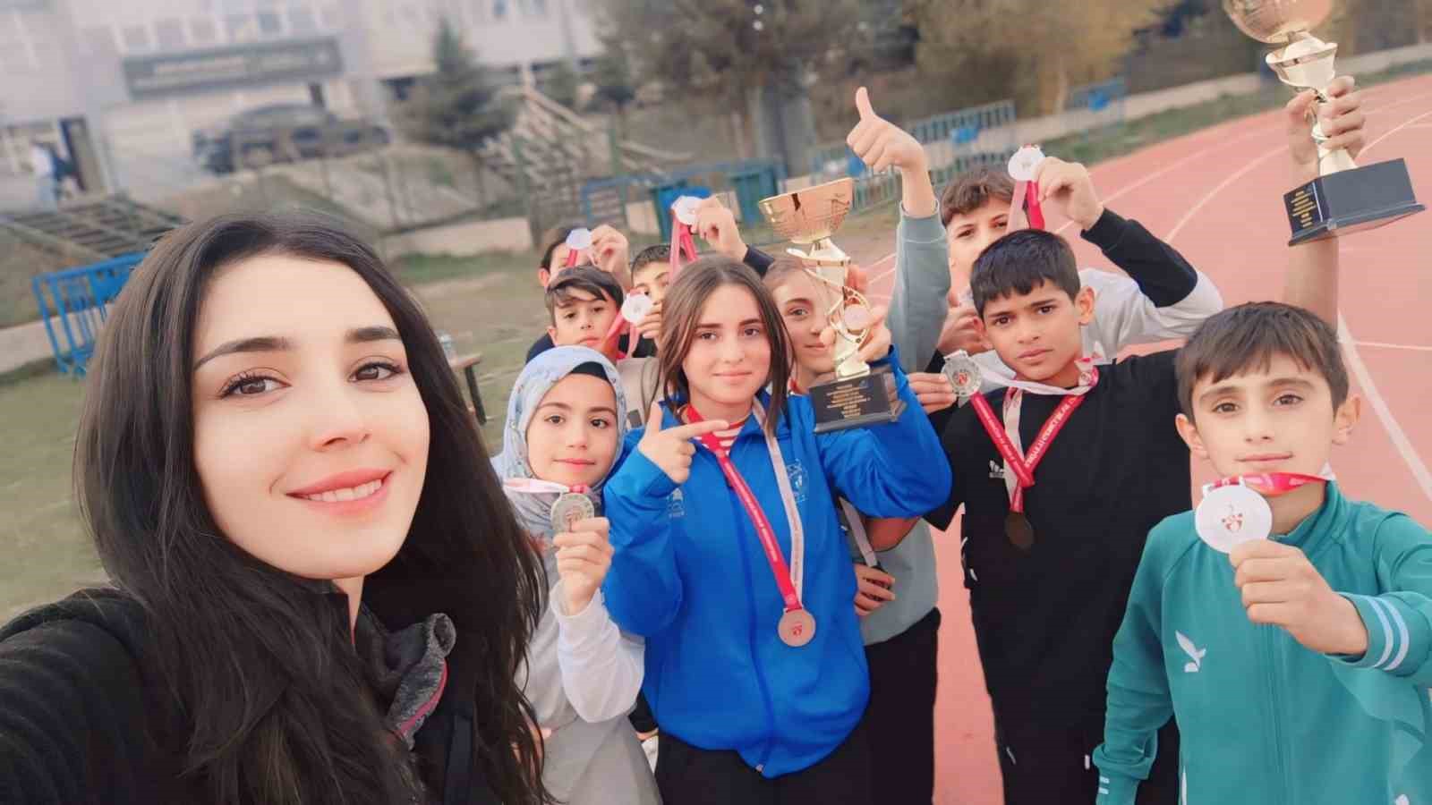 Aşkale atletizmde başarısını sürdürüyor