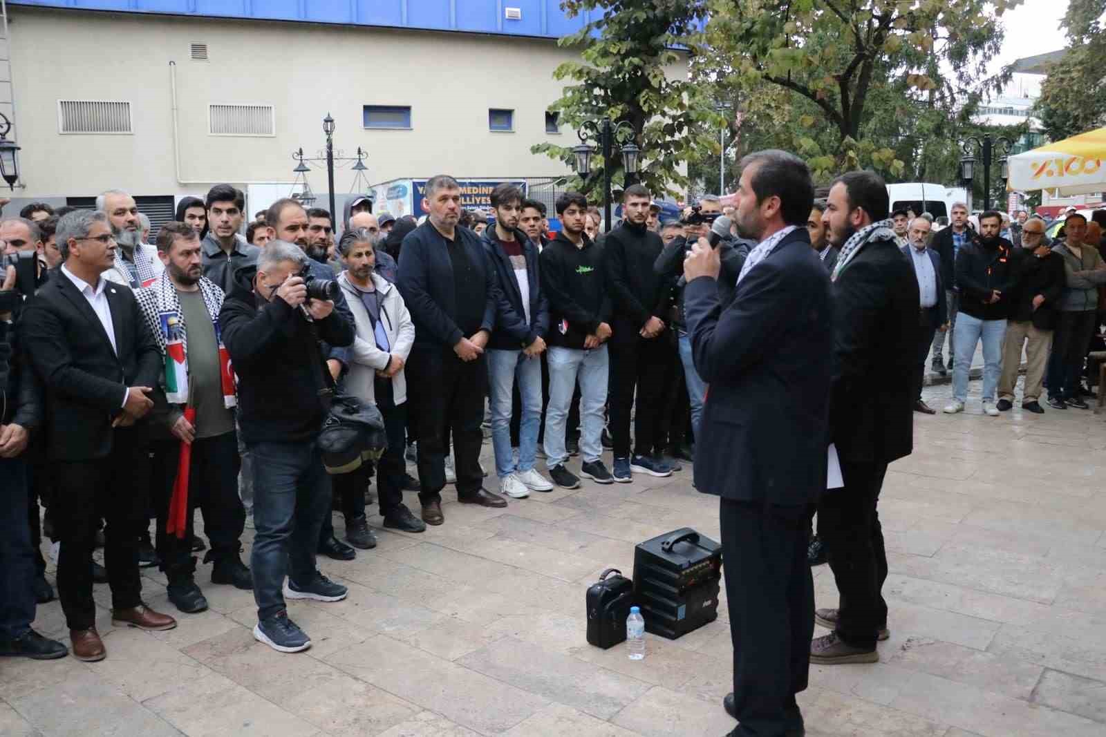 Yalova’da, İsrail saldırısında ölen Hamas Lideri Sinwar için gıyabi cenaze namazı kılındı