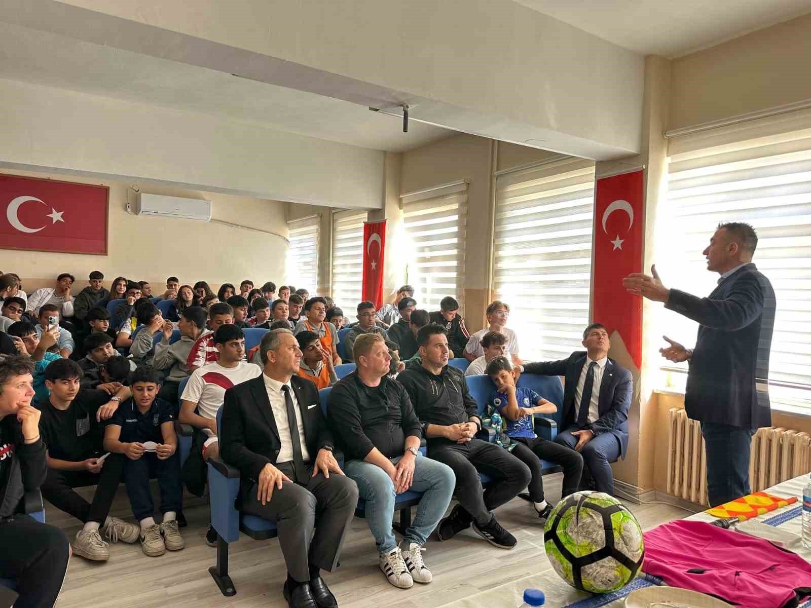 Eski FIFA hakemi Göçek Tekirdağ Muratlı’da