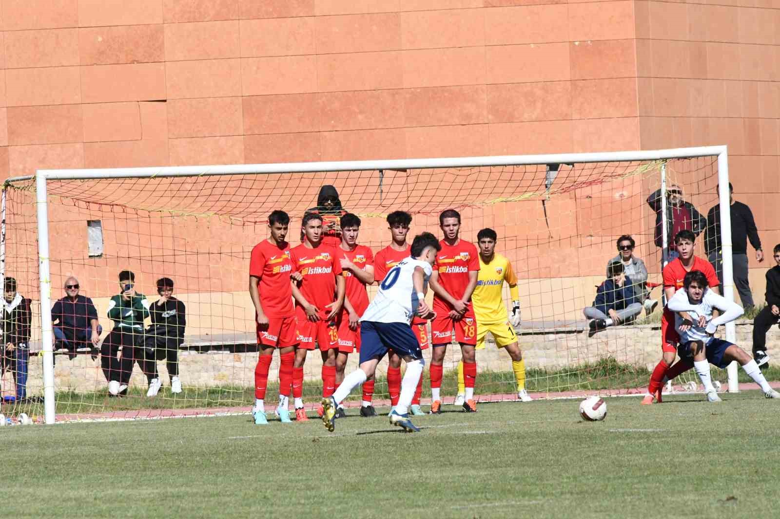 Kayserispor U19, Fenerbahçe’ye kaybetti