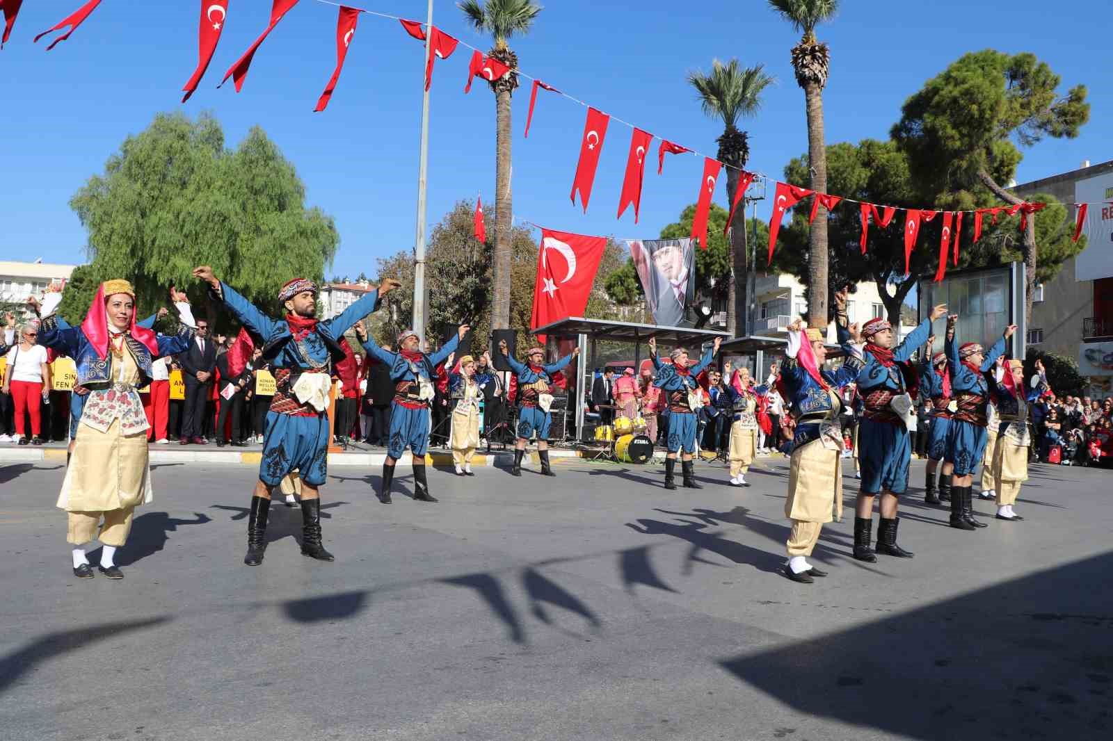 Söke’de coşkulu cumhuriyet kutlaması