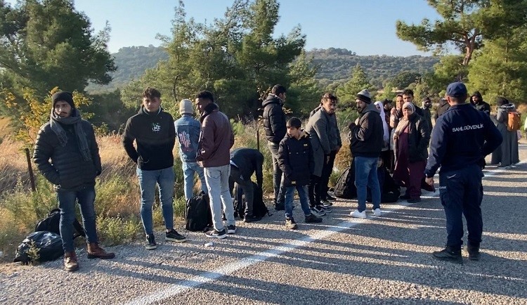 Çanakkale’de 27 kaçak göçmen yakalandı