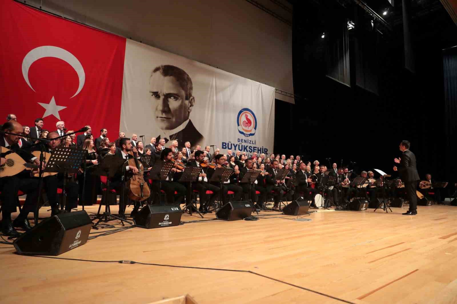 Atatürk, Denizli’de sevdiği şarkılarla anılacak