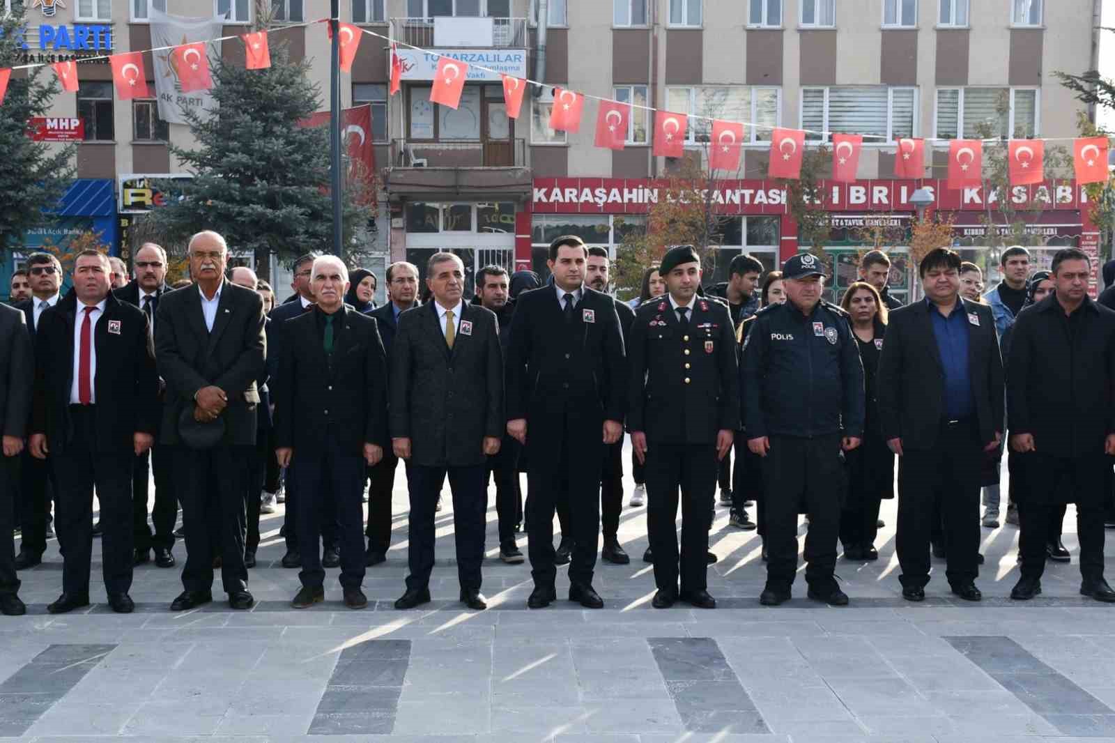 Atatürk Tomarza’da anıldı