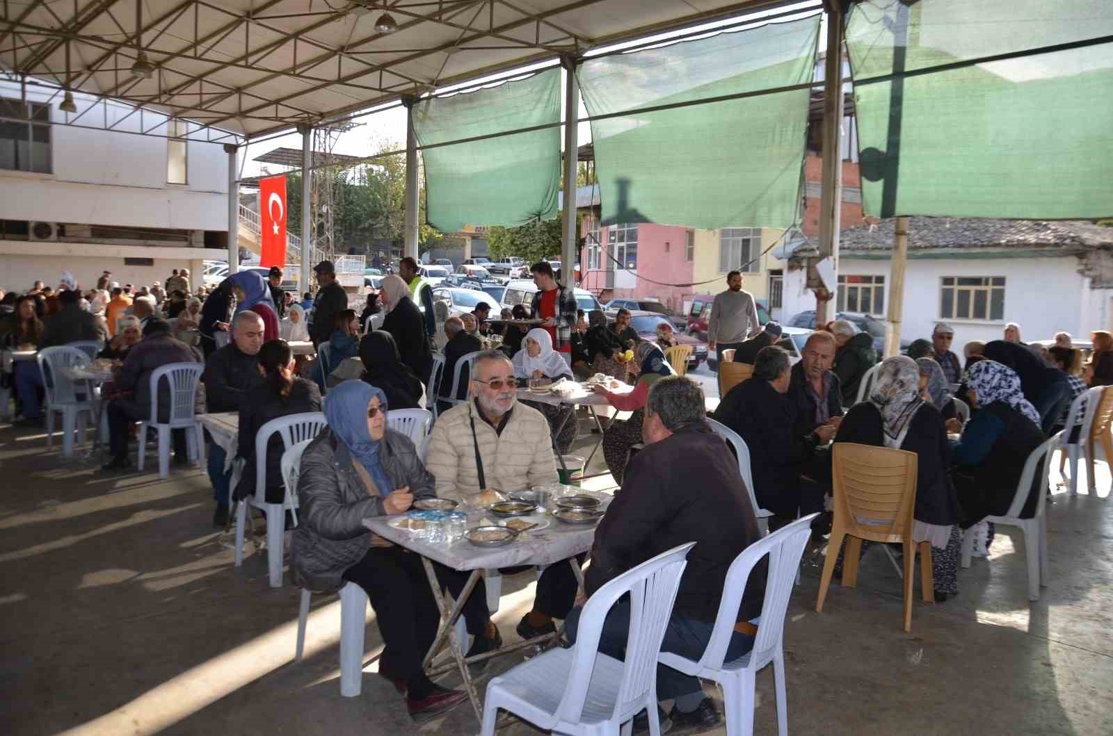 Nazilli’de şehitler ve kuraklık için hayır yapıldı