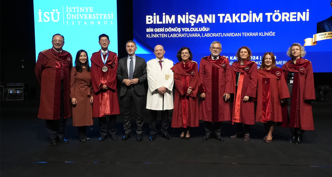 İstinye Üniversitesi Tıp Fakültesi Bilim Nişanı Stanford Üniversitesi’nden Prof. Dr. Michael Lim’e takdim edildi