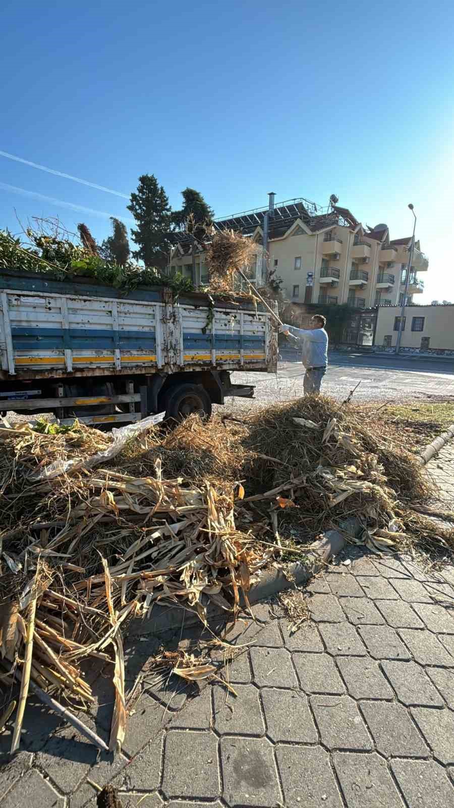 Marmaris Belediyesi’nden atık uyarısı