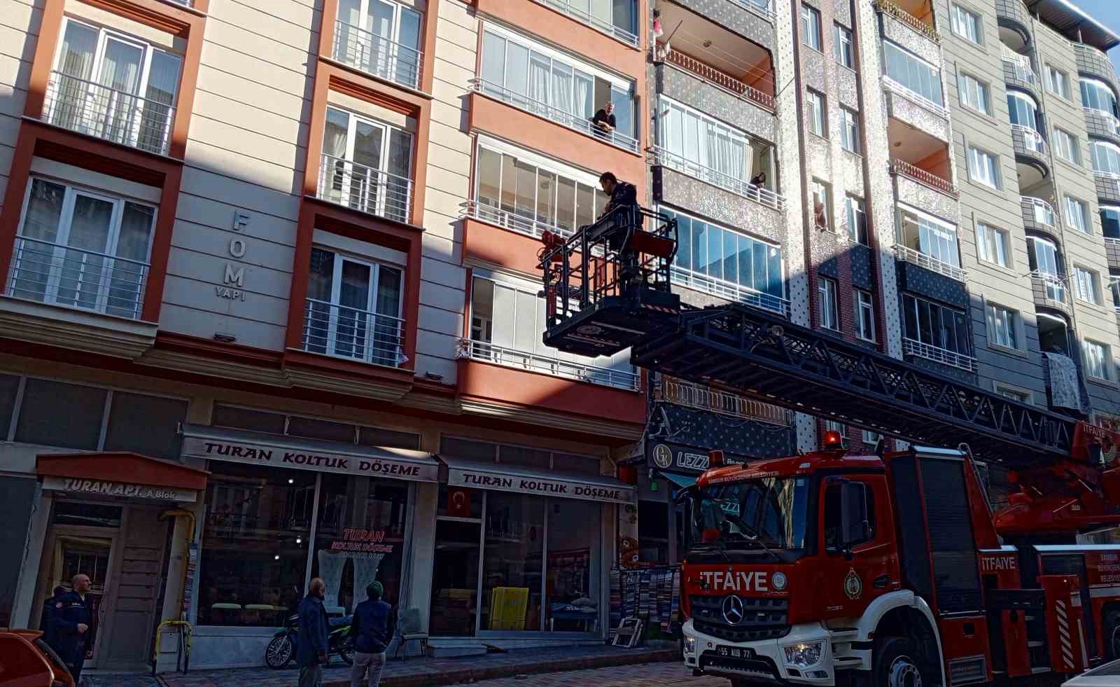 Yaşlı kadın, polisi alarma geçirdi