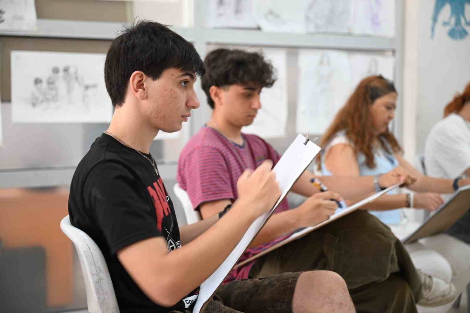 malatya-buyuksehir-kursiyerleri-yuzde-yuz-basari-elde-etti