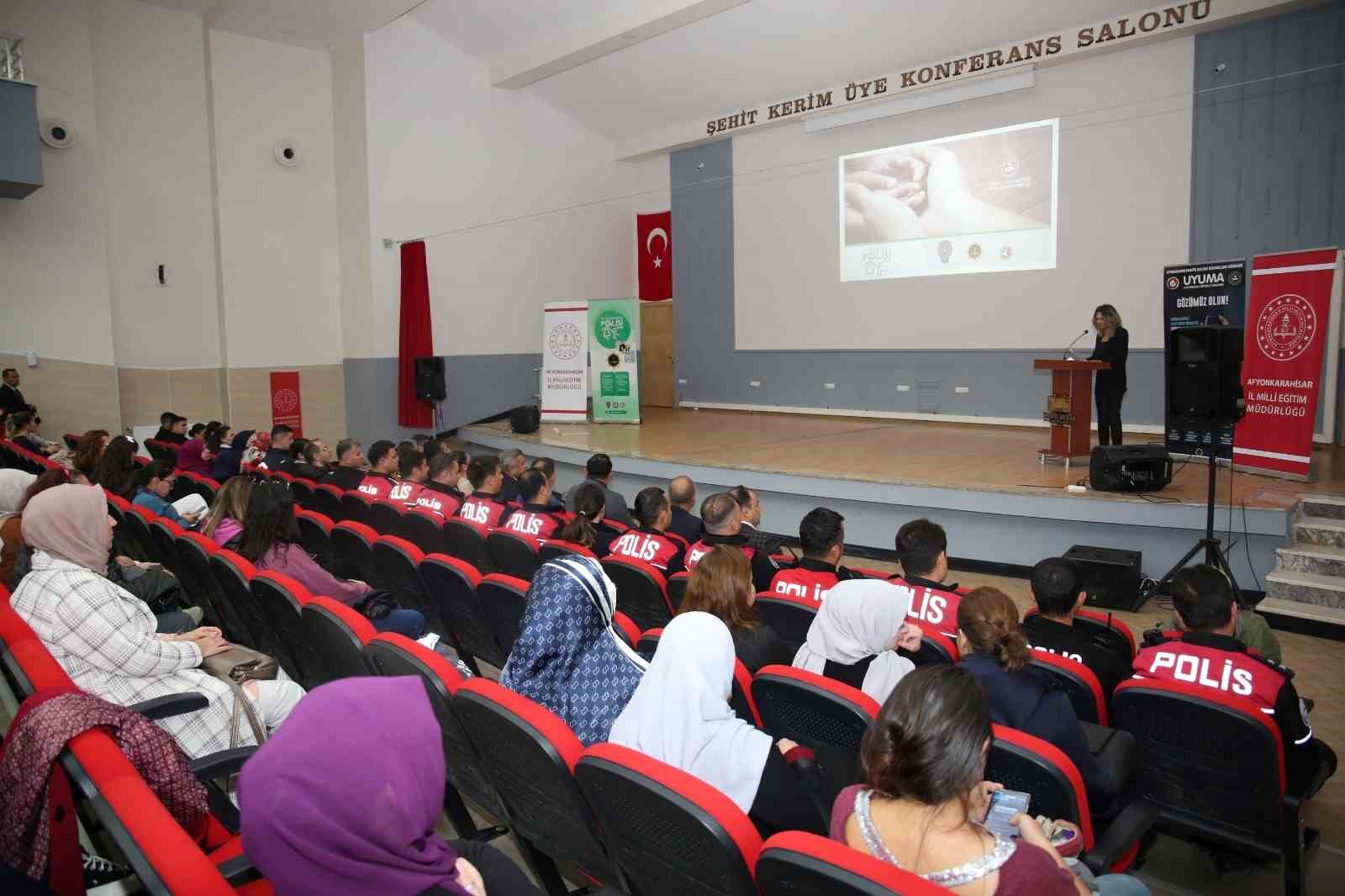 2 bin 231 anne ve anne adayına uyuşturucu ile mücadele eğitimi