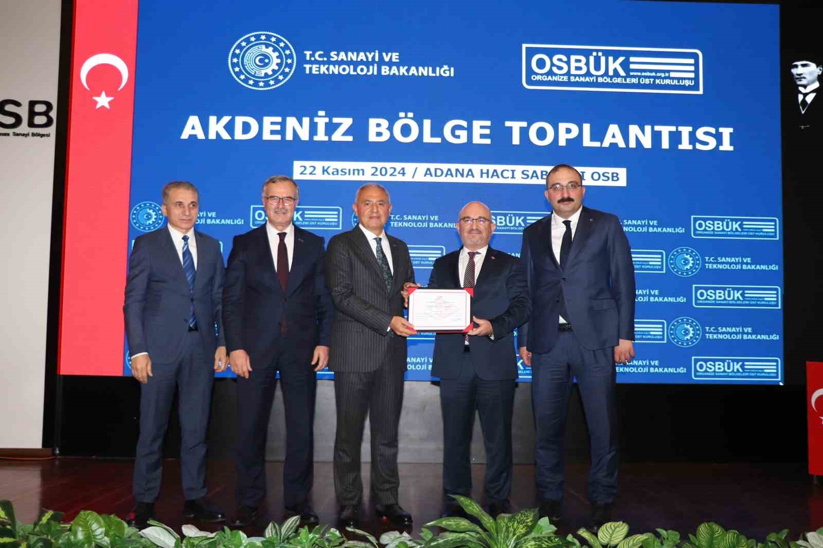 AOSB’ye “Yeşil OSB” belgesi