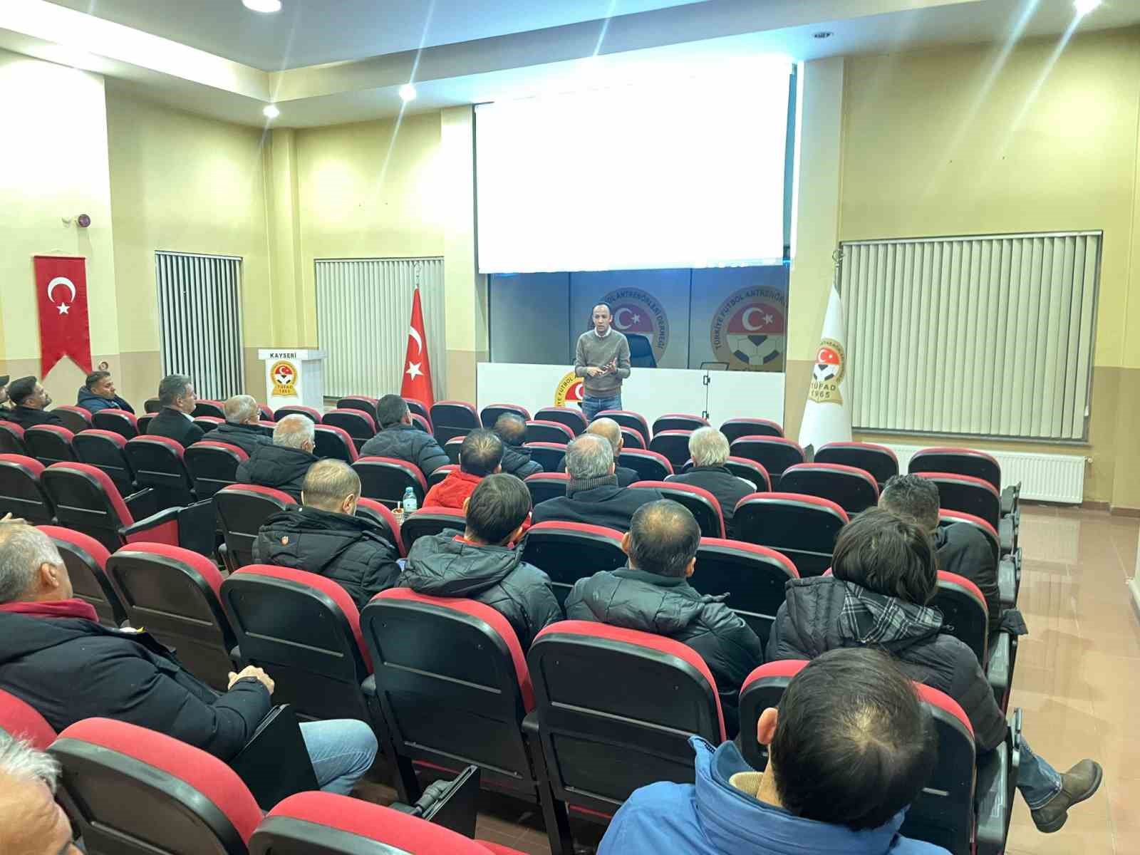 Kayseri’de ‘Sporda Psikolojik Sağlamlık’  semineri düzenlendi