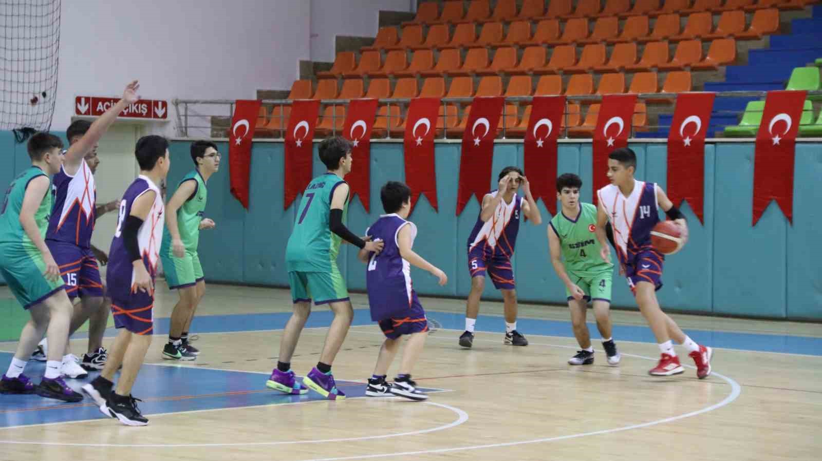 U16 basketbol yerel lig müsabakaları tamamlandı