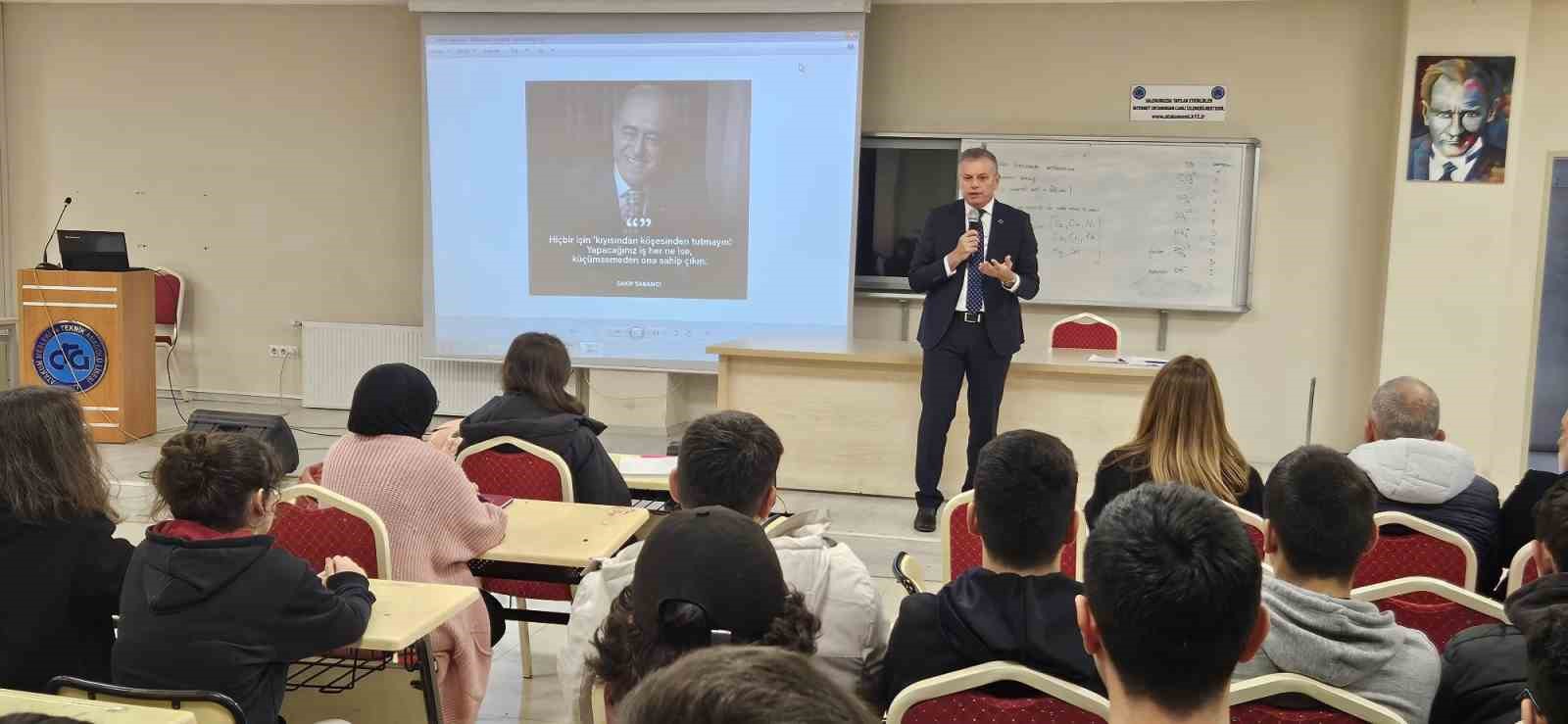 Öğrencilere “Girişimcilik Eğitimi”