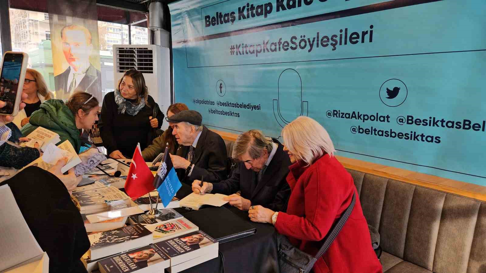 Beşiktaş Belediyesi Beltaş Kitap Kafe’de Altan ve Onur Öymen’i ağırladı