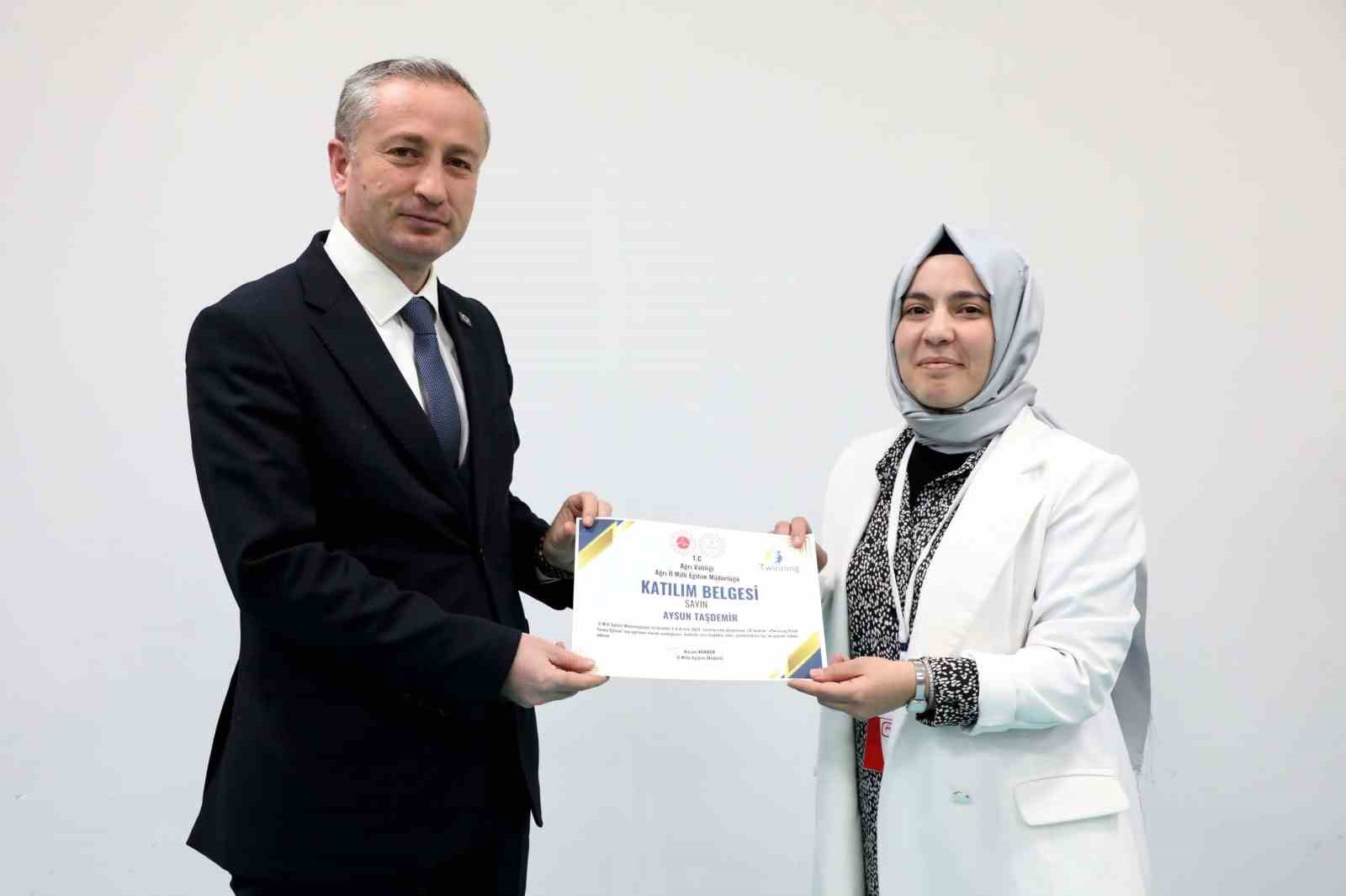 Ağrı’da öğretmenlere eTwinning Eğitimi verildi