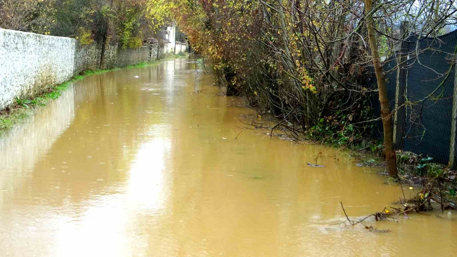 Muğla’da yoğun yağış su baskınlarına sebep oldu