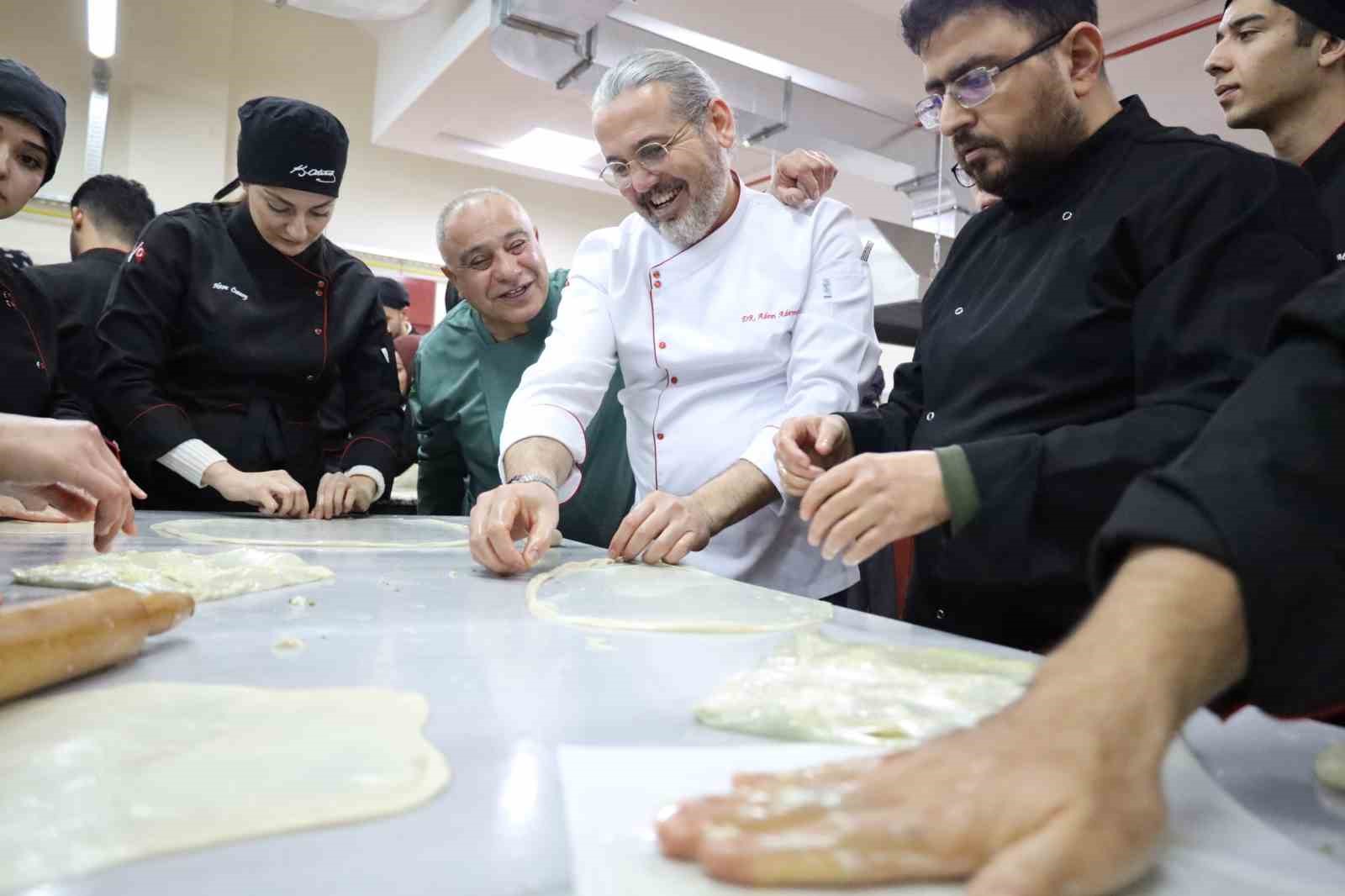 GİBTÜ’de katmer yapımı atölyesi