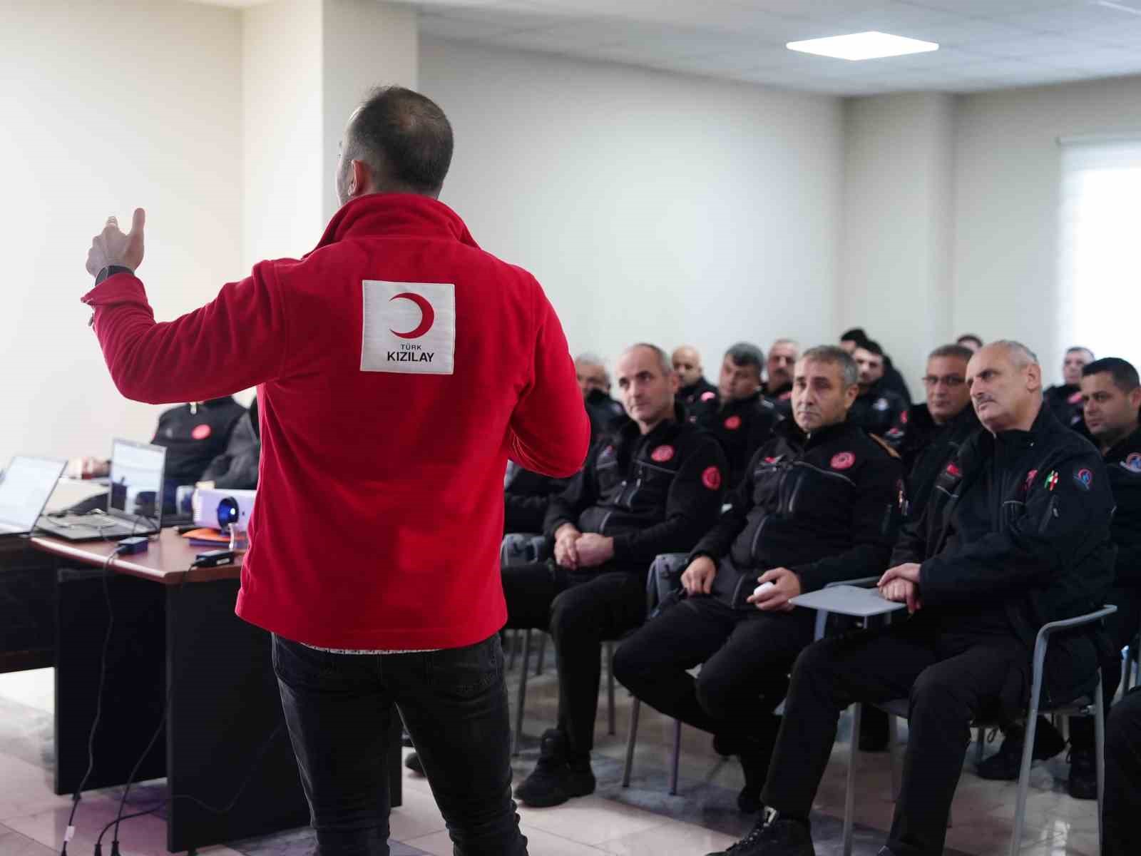 İtfaiyecilere müdahalede psikolojik yaklaşım semineri