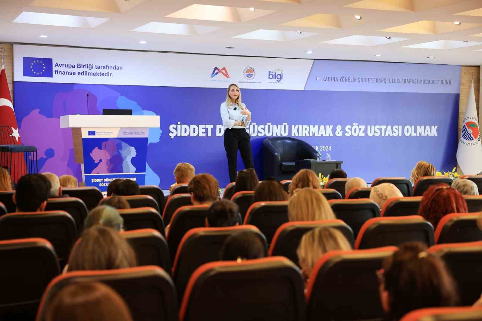 Mersin’de kadınlara şiddetle mücadele yöntemleri anlatıldı