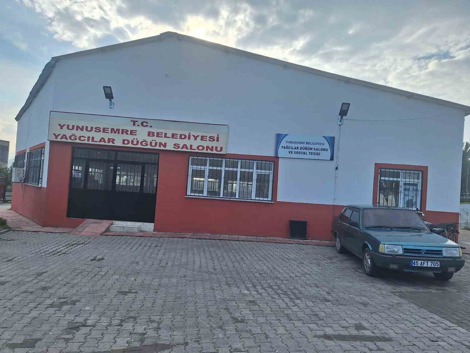 Yunusemre’den sosyal tesis ve muhtarlıklarda bakım çalışması