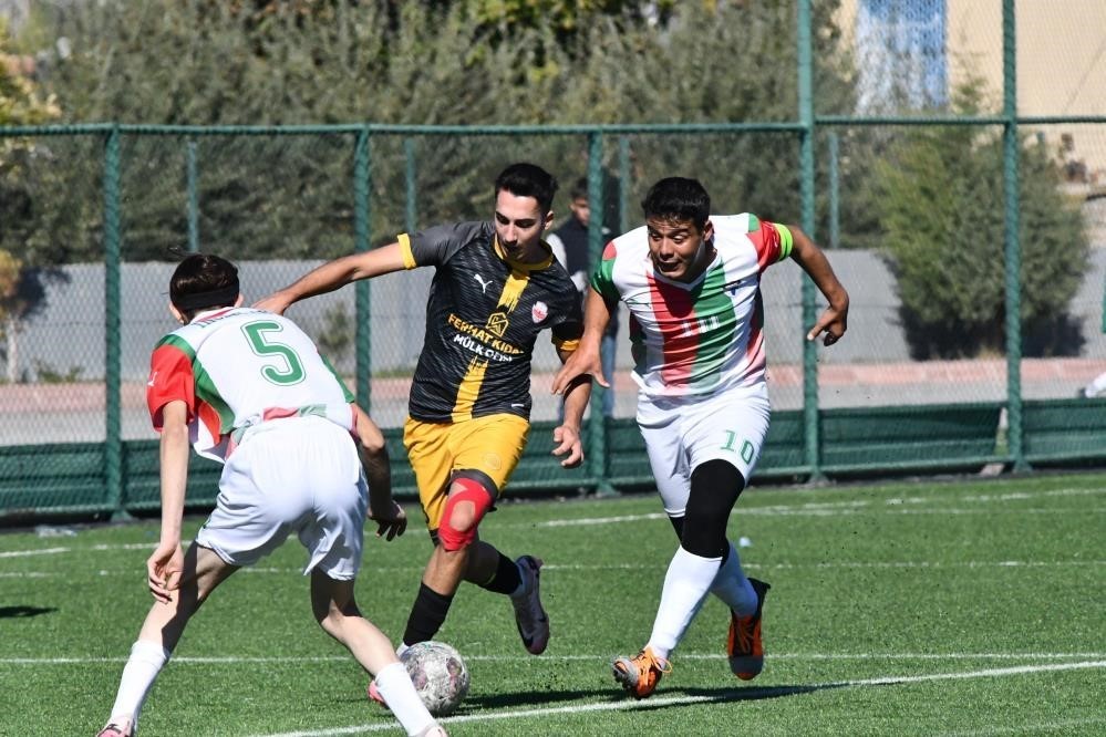 Kayseri 1. Amatör Küme’de 90 maçta 344 gol atıldı