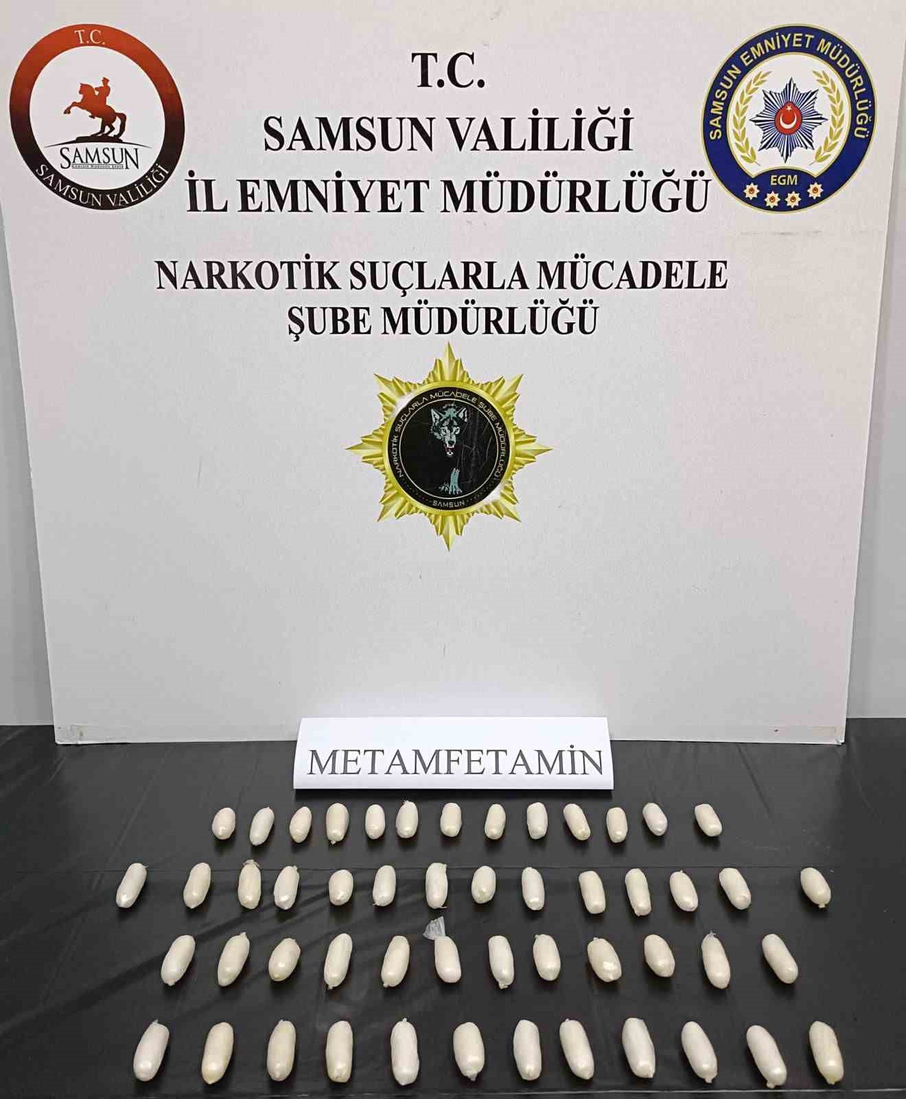 Samsun’da yakalanan şüphelinin mide ve bağırsaklarından 51 kapsül uyuşturucu çıktı