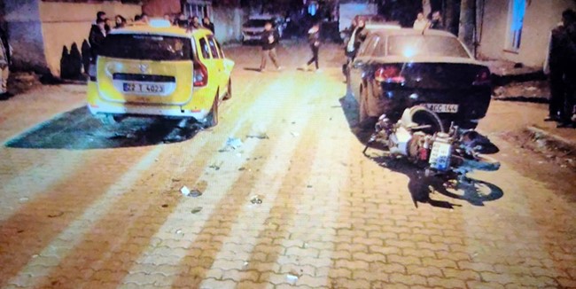 Keşan’da otomobile çarpan motosikletin sürücüsü yaralandı